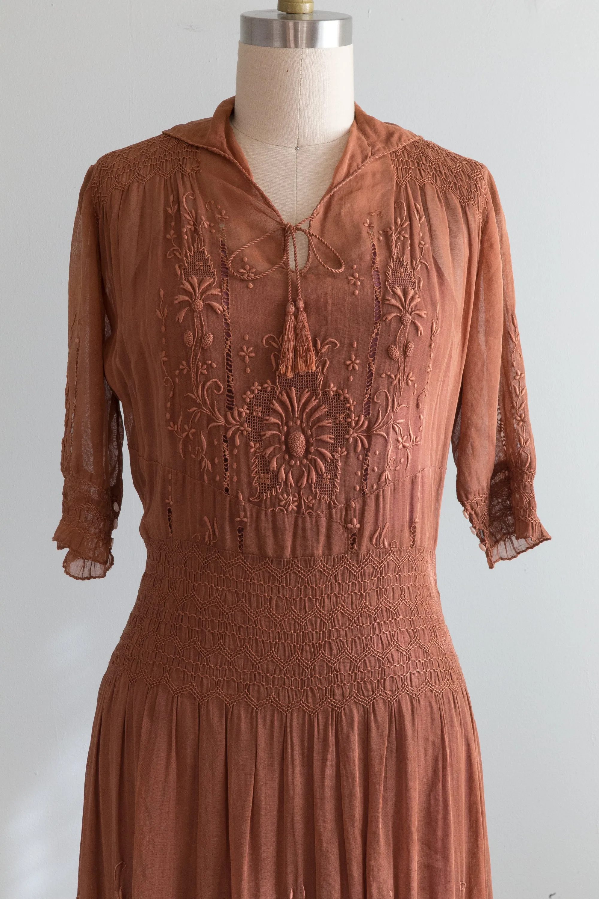 Antique 1920's Hungarian Embroidered Dress in Cocoa Cotton Voile / SM