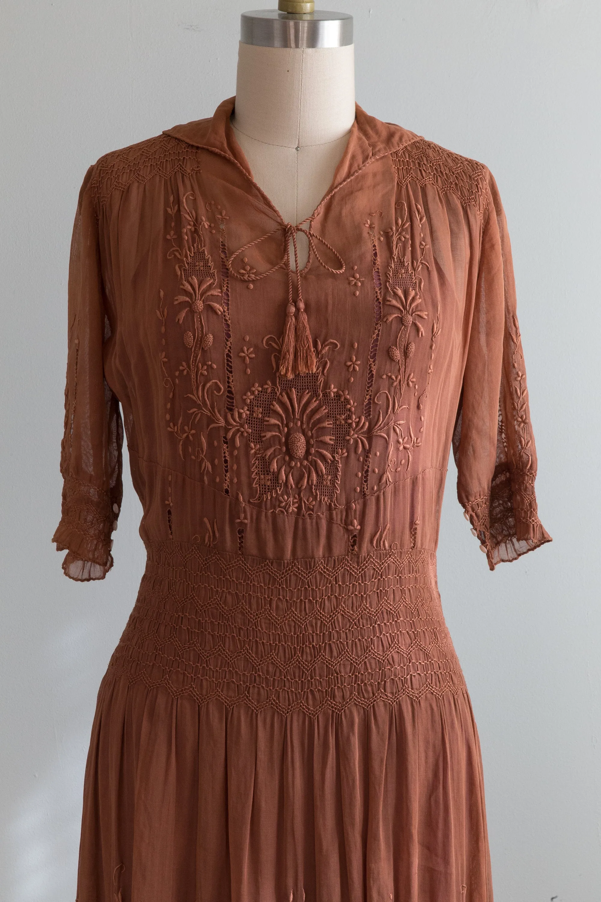 Antique 1920's Hungarian Embroidered Dress in Cocoa Cotton Voile / SM