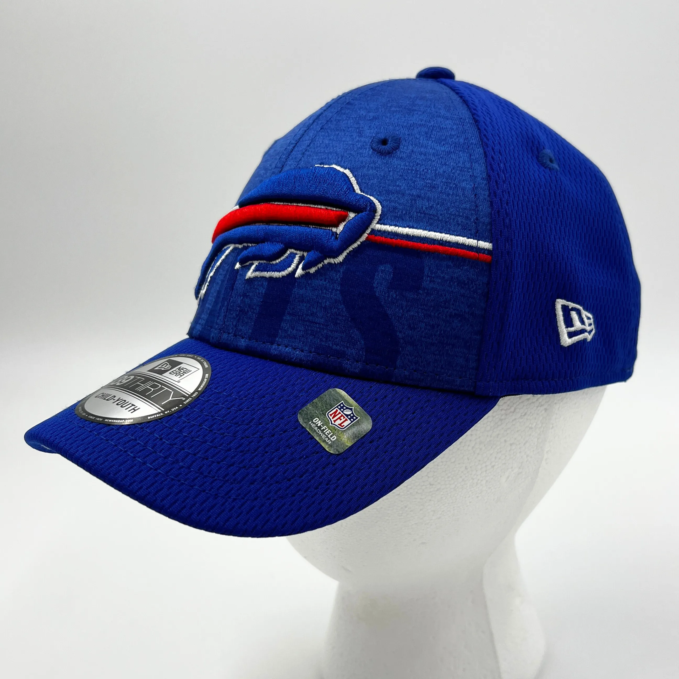 Child-Youth Buffalo Bills NEW ERA 2023 TRAINING CAMP 39THIRTY FLEX FIT HAT