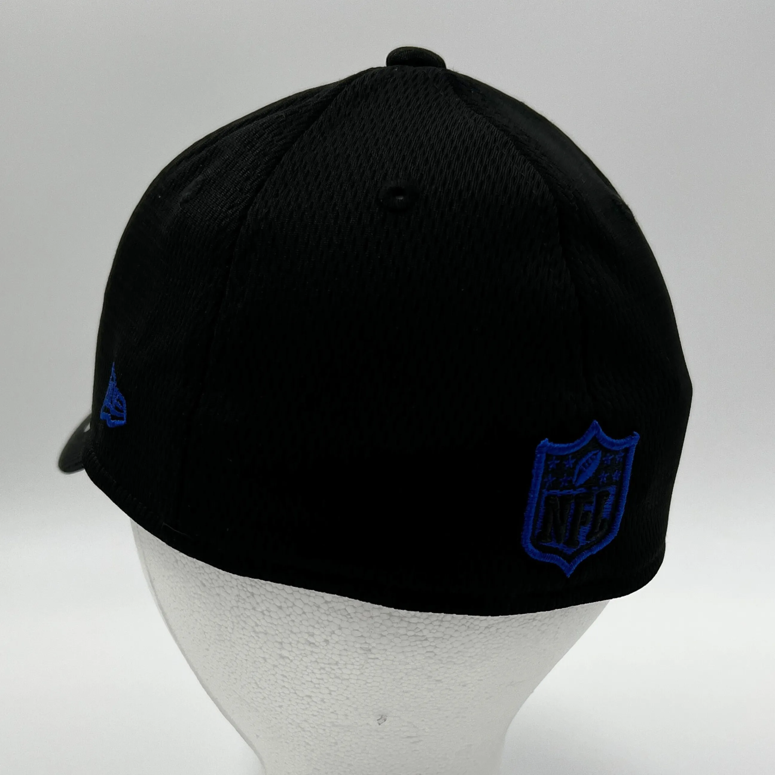 Child-Youth Buffalo Bills NEW ERA 2023 TRAINING CAMP 39THIRTY FLEX FIT HAT