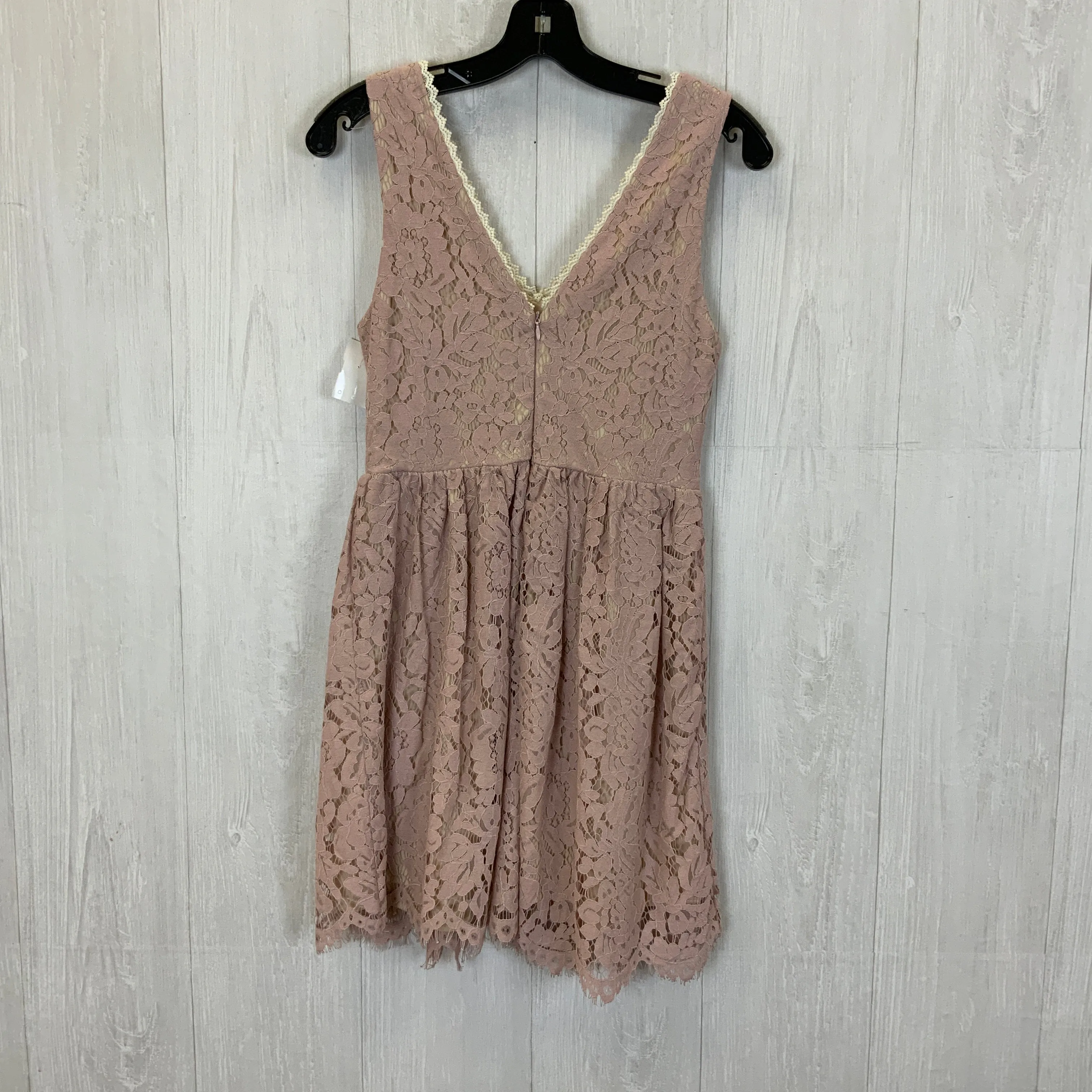 Dress Casual Short By Altard State  Size: S