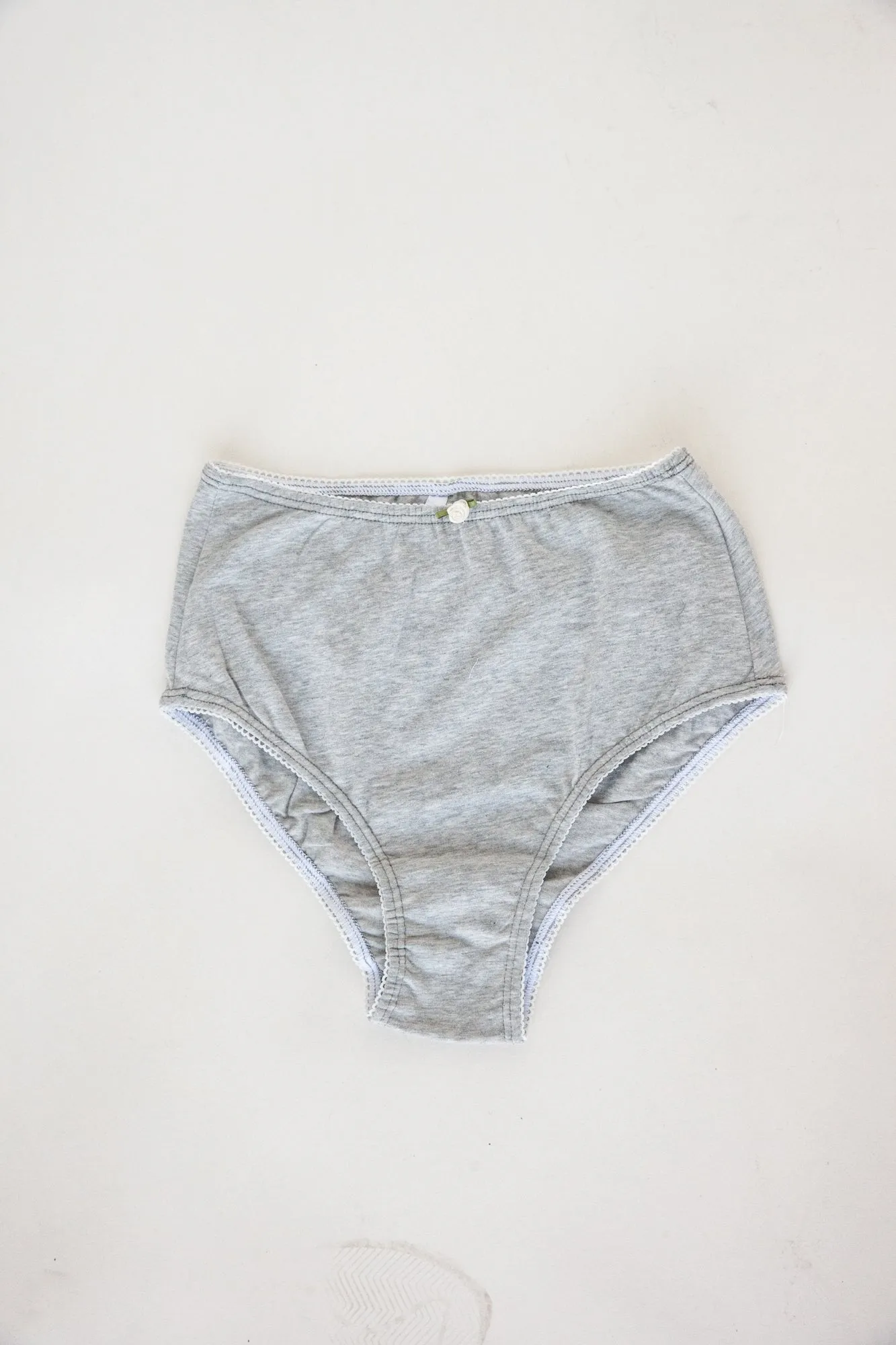 HIGH RISE UNDERWEAR IN HEATHER GREY