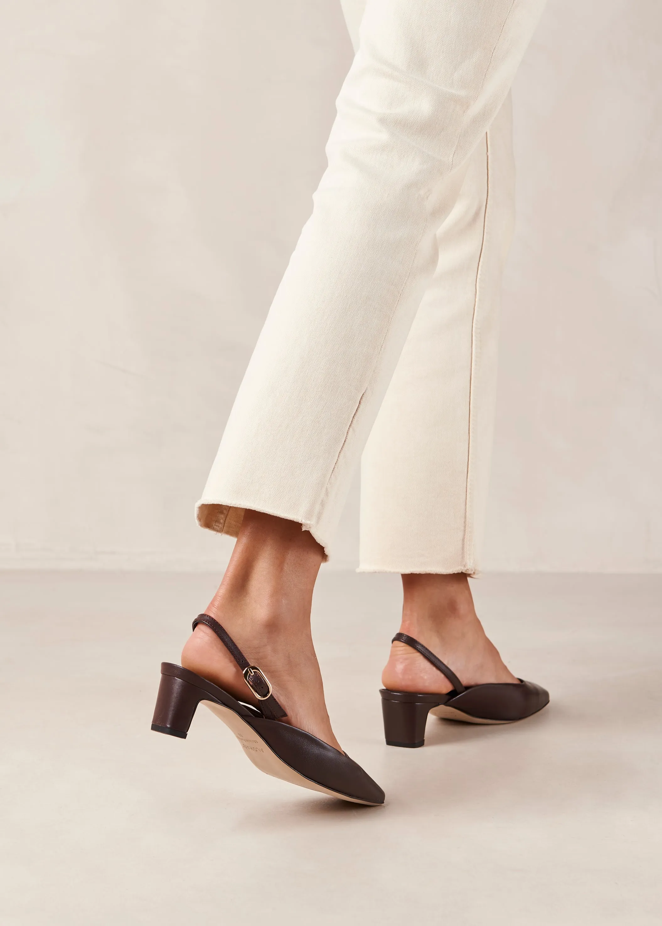 Lindy Coffee Brown Leather Pumps