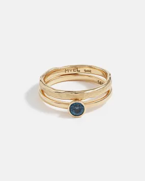 Origines Solitaire Ring with Montana Sapphire and Thin Forge Band in Gold